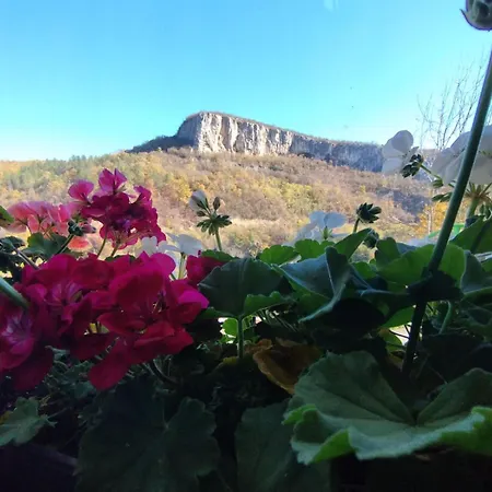 бачо киро Jaktstuga Drjanovo